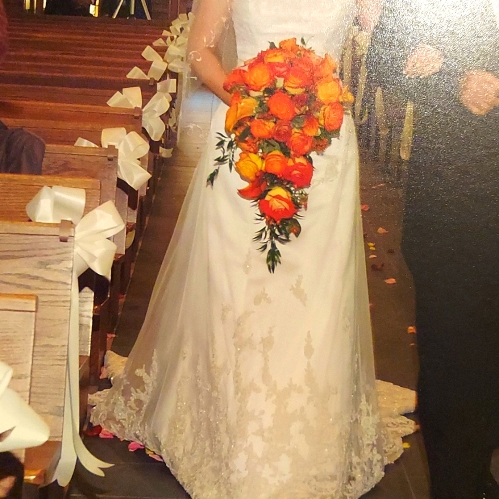 Beautiful Maggie Sottero wedding dress